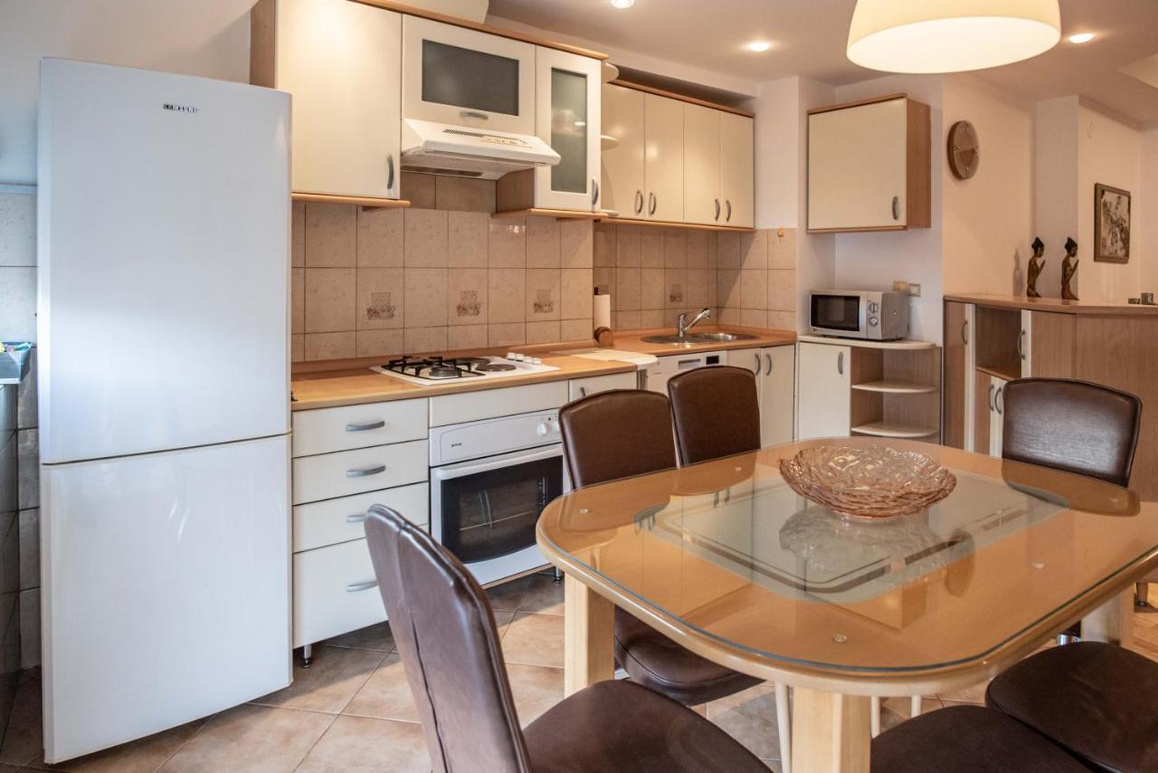 Apartment Emilija Скоп'є Екстер'єр фото